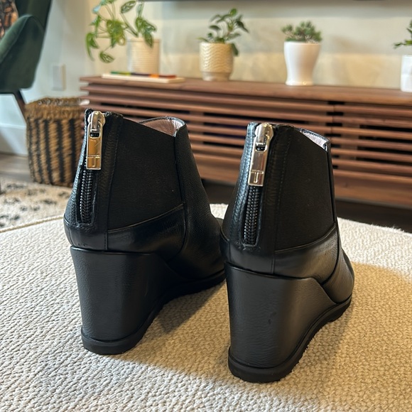 Taryn Rose Boots - Picture 3 of 5